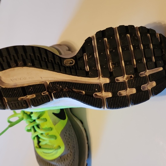 Women's neon green and grey Nike - Picture 3 of 4